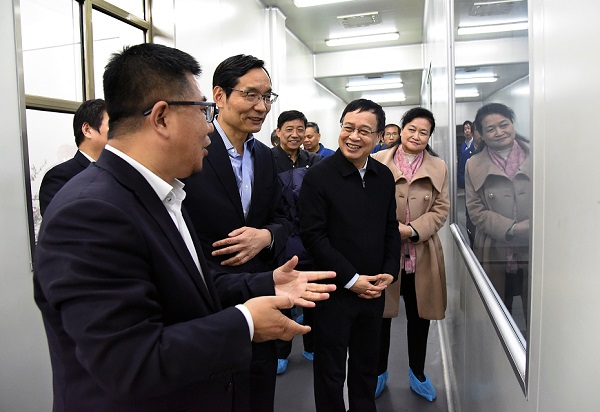 		陈超英调研尊龙凯时_幻灯片_尊龙凯时集团有限公司	