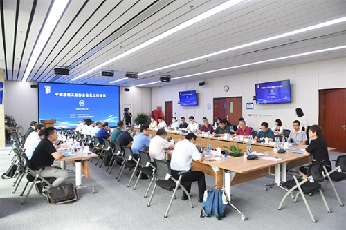 		中国涂料科学研究院揭牌建设 北新建材“自呼吸”无机环保涂料闪亮宣布_企业动态_尊龙凯时集团有限公司	