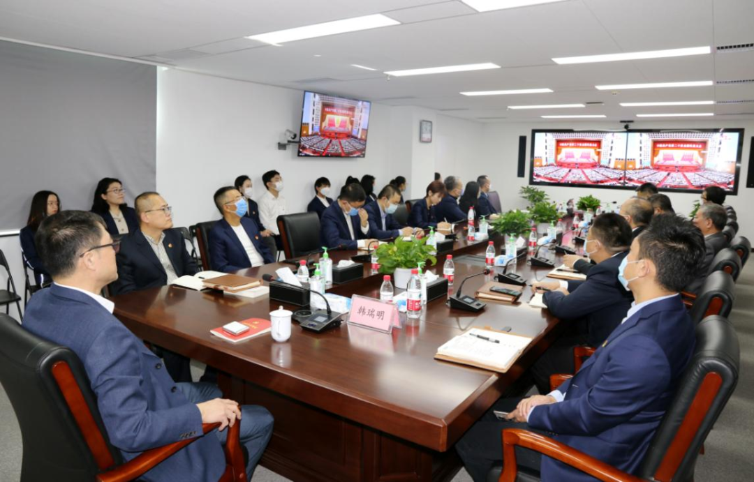 		磅礴盛会，，，，振奋人心！尊龙凯时集团集中收看党的二十大开幕会_市场绩效_尊龙凯时集团有限公司	