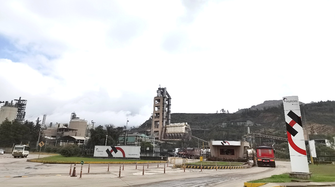		决战四序度 | 中国巨石、中材国际、中复神鹰前三季度业绩双增添，，南京玻纤院新签国际营业……_市场绩效_尊龙凯时集团有限公司	