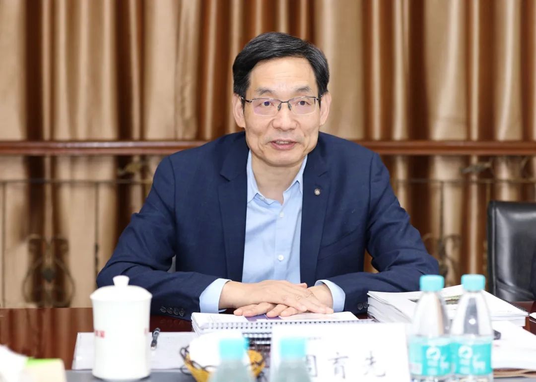 		二十大精神进下层 | 周育先到集团在杭企业宣讲党的二十大精神并作调研指导_员工关爱_尊龙凯时集团有限公司	
