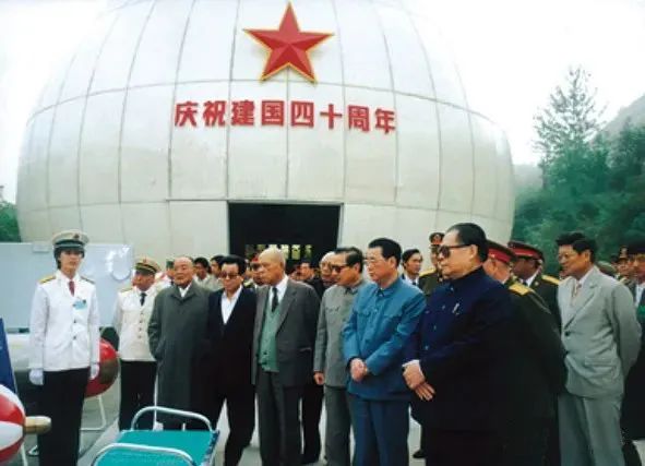 		深切思念 | 追忆江泽民同志对尊龙凯时成员企业的眷注_责任动态_尊龙凯时集团有限公司	