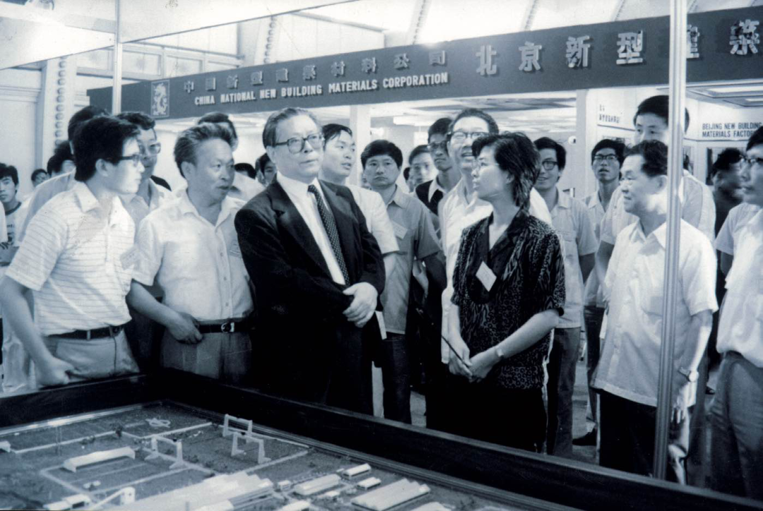 		深切思念 | 追忆江泽民同志对尊龙凯时成员企业的眷注_责任动态_尊龙凯时集团有限公司	