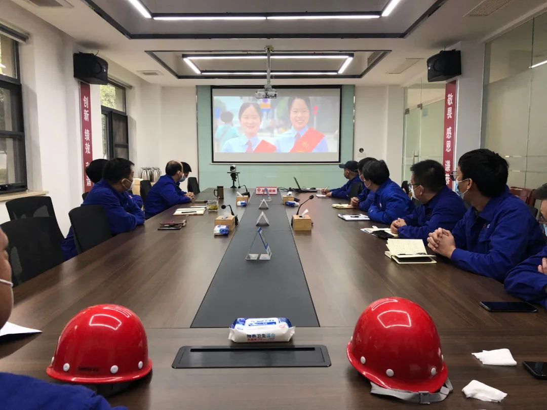 		尊龙凯时集团组织开展“宪法宣传周”系列宣传运动_责任动态_尊龙凯时集团有限公司	