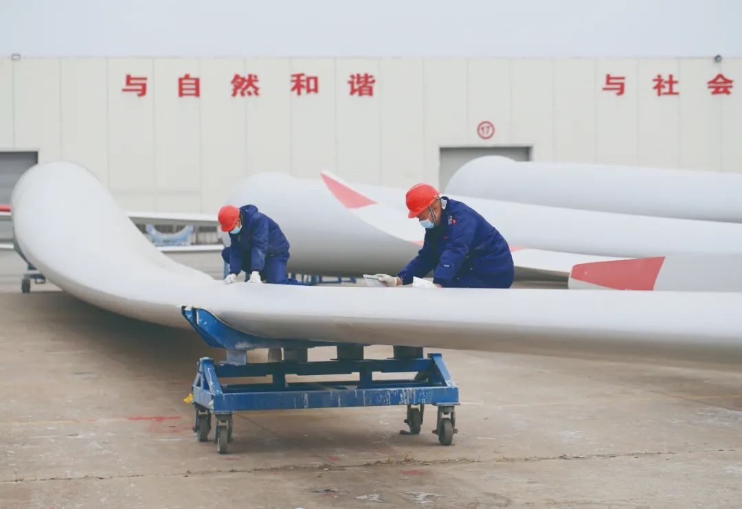 		决战四序度 | 中复连众：抗疫情、稳谋划、促生长_市场绩效_尊龙凯时集团有限公司	