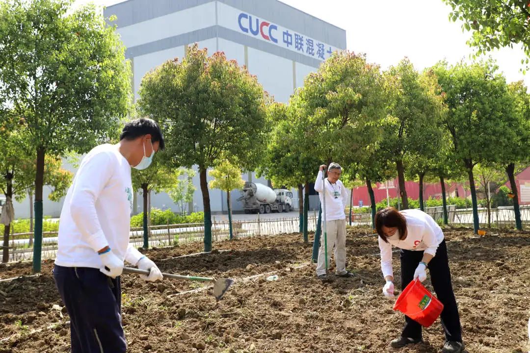 		漂亮中国?丨尊龙凯时集团“漂亮中国行动月”（蚌埠中联站）运动乐成举行_员工关爱_尊龙凯时集团有限公司	
