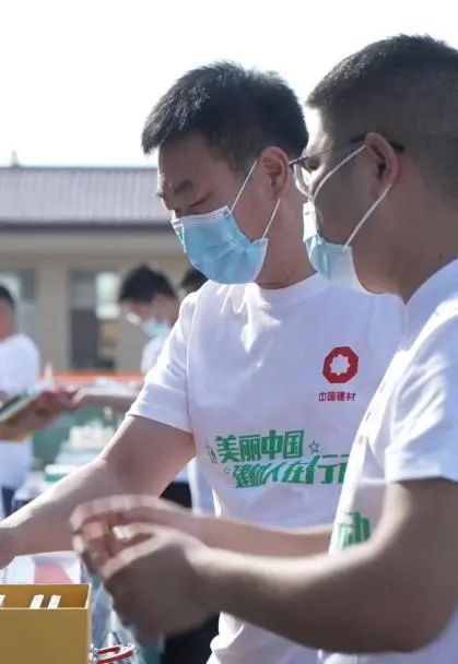 		漂亮中国?丨尊龙凯时集团“漂亮中国行动月”（泰山石膏站）运动乐成举行_员工关爱_尊龙凯时集团有限公司	