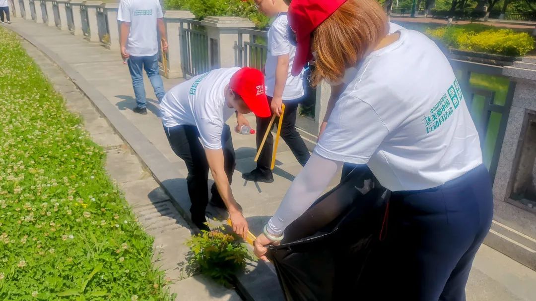 		漂亮中国?丨尊龙凯时集团“漂亮中国行动月”（四川成都站）运动乐成举行_员工关爱_尊龙凯时集团有限公司	