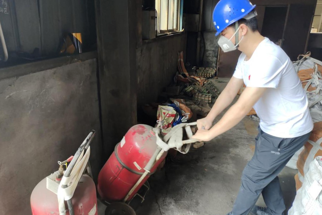 		漂亮中国?丨尊龙凯时集团“漂亮中国行动月”（安徽宁国站）运动乐成举行_员工关爱_尊龙凯时集团有限公司	