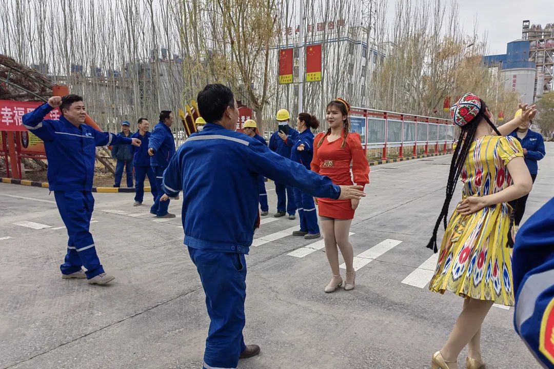 		漂亮中国⑤丨尊龙凯时集团“漂亮中国行动月”（新疆阿克苏站）运动顺遂举行_员工关爱_尊龙凯时集团有限公司	