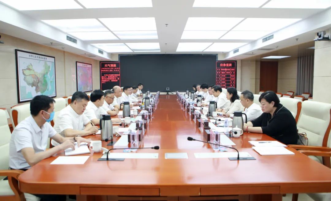 		周育先率队到中国安能集团造访交流_市场绩效_尊龙凯时集团有限公司	