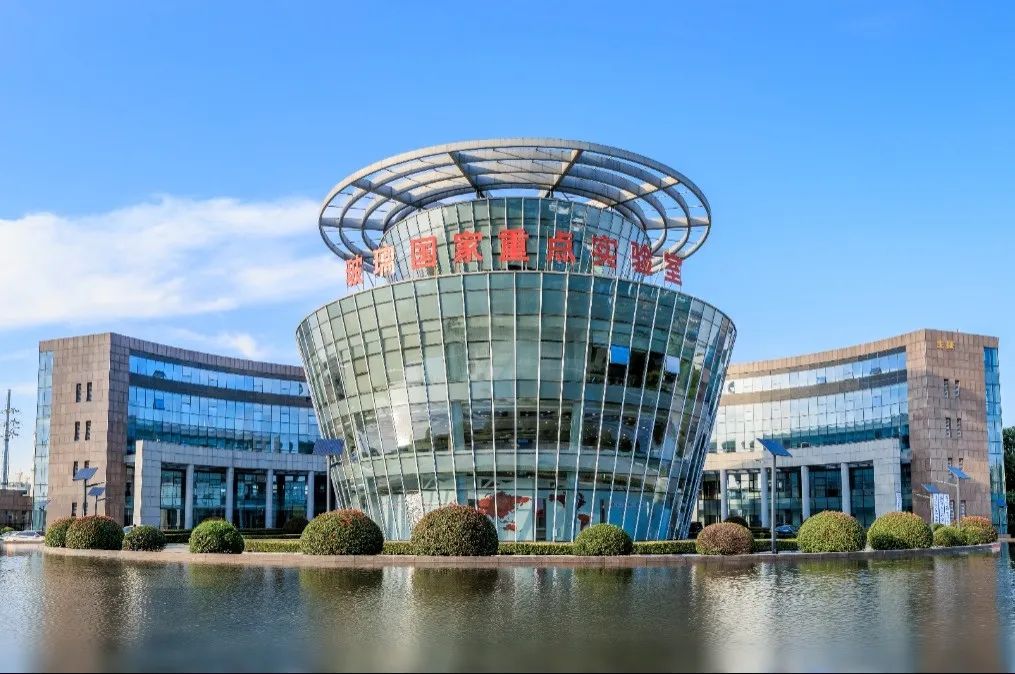 		信心2022 | 凯盛科技：传承刷新立异基因，，坚定不移跑好跑赢“3+1”战略赛道_企业公民_尊龙凯时集团有限公司	