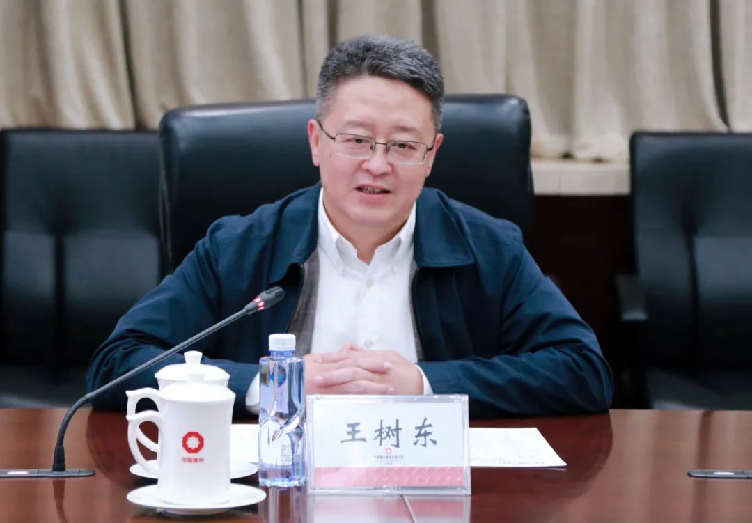 		尊龙凯时集团与中煤集团签署战略相助协议_国际交流_尊龙凯时集团有限公司	