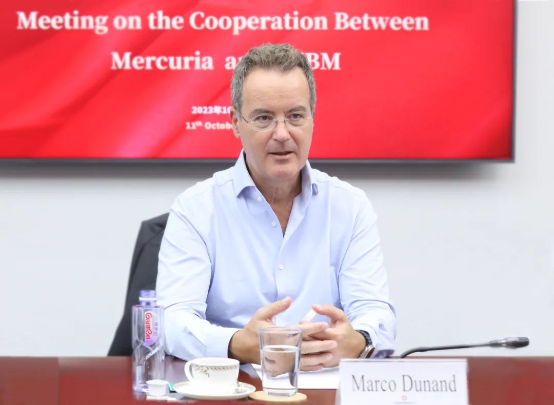 		周育先会见摩科瑞能源集团董事长Marco一行_国际交流_尊龙凯时集团有限公司	
