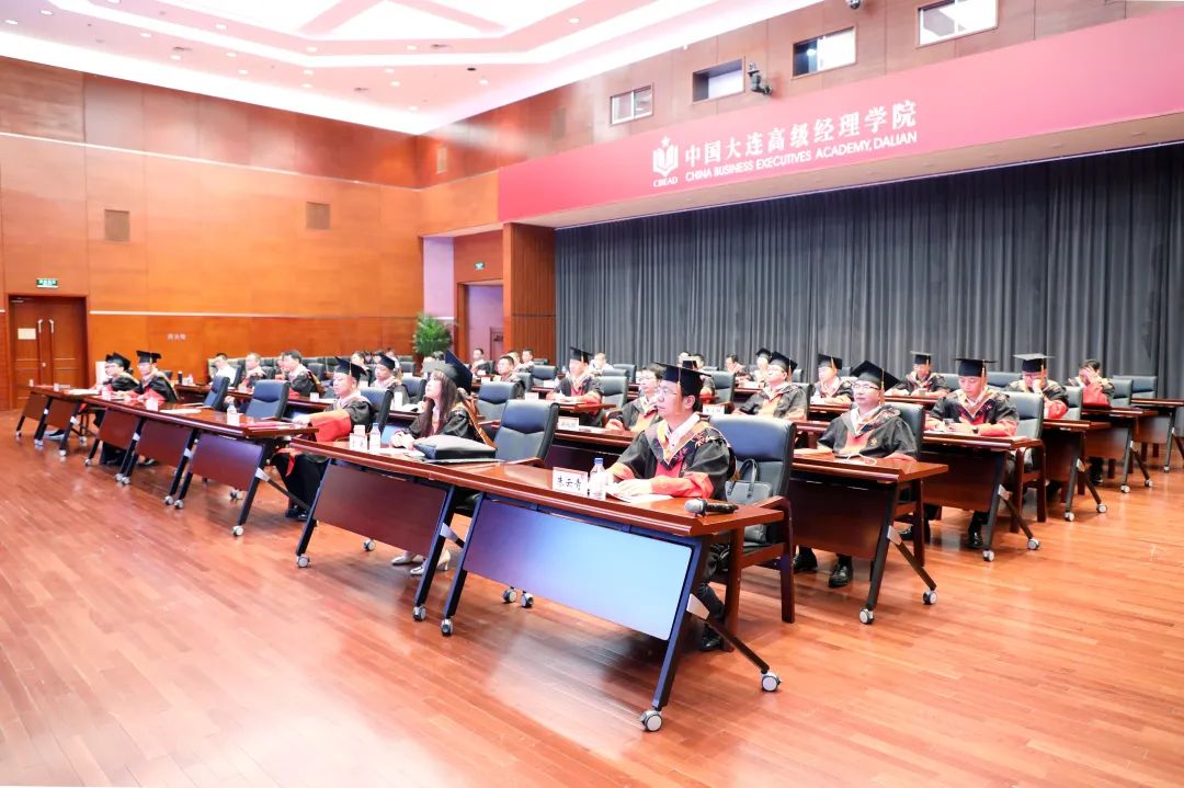 		杨杰为集团第十六期中青班授课_企业培训_尊龙凯时集团有限公司	