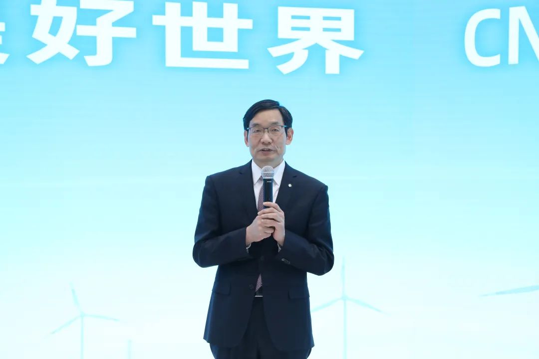 		周育先亲热会见2022年度中材建设十大优异外籍员工_员工关爱_尊龙凯时集团有限公司	