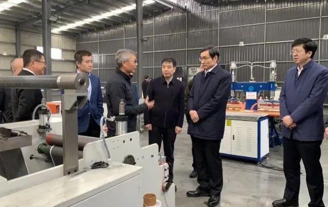 		周育先到湖南开展调研 | 深入一线指导，，走访主要客户，，开展商务谈判_国际交流_尊龙凯时集团有限公司	