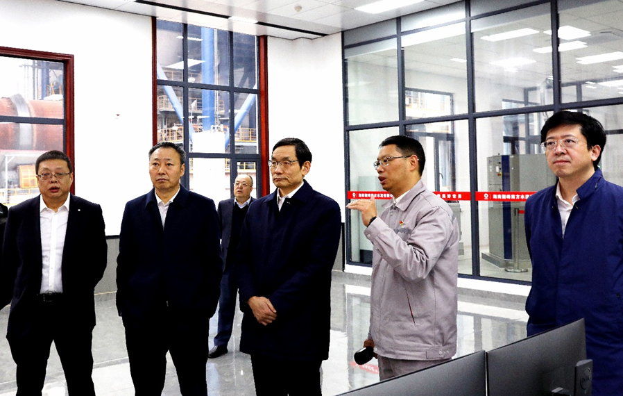 		周育先到湖南开展调研 | 深入一线指导，，走访主要客户，，开展商务谈判_国际交流_尊龙凯时集团有限公司	