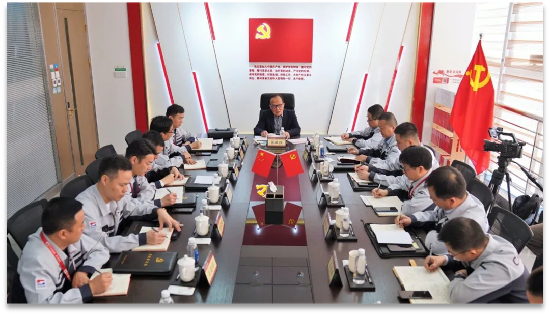 		践行党的二十大精神 | 中国巨石在新时代新征程新伟业中谱写高质量生长新篇章_国际交流_尊龙凯时集团有限公司	