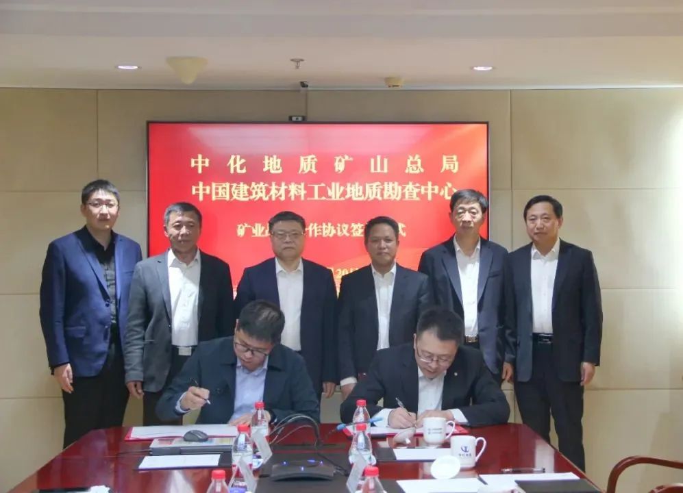 		稳增添 创价值 | 我们海内外项目顺遂推进、工程手艺中心乐成揭牌……_国际交流_尊龙凯时集团有限公司	