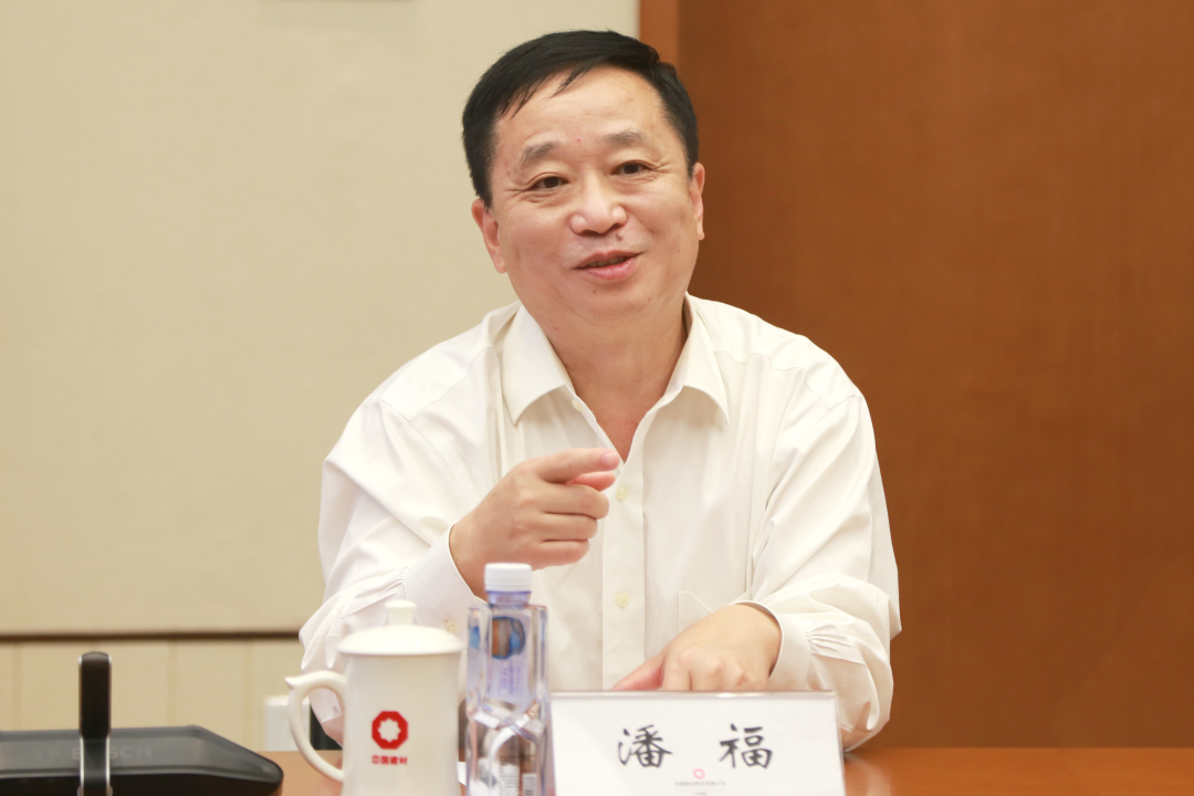 		周育先会见华润集团纪委书记潘福一行_国际交流_尊龙凯时集团有限公司	