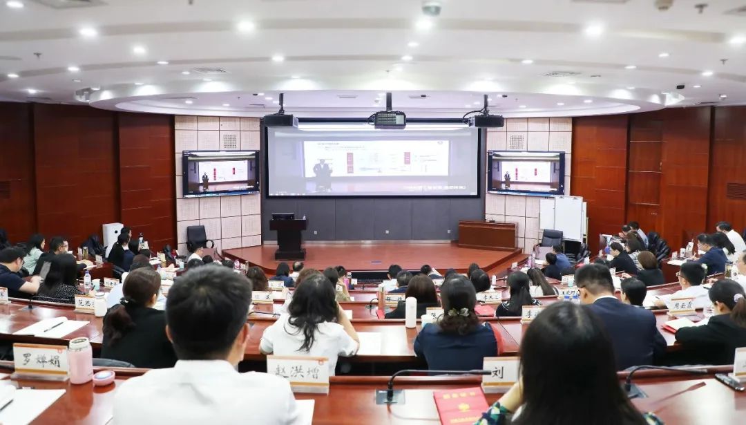 		周育先为集团组织部长培训班专题授课_员工关爱_尊龙凯时集团有限公司	