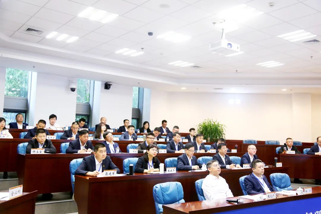 		尊龙凯时集团第六期向导职员中恒久谋划治理培训班（EMT）顺遂开班_员工关爱_尊龙凯时集团有限公司	