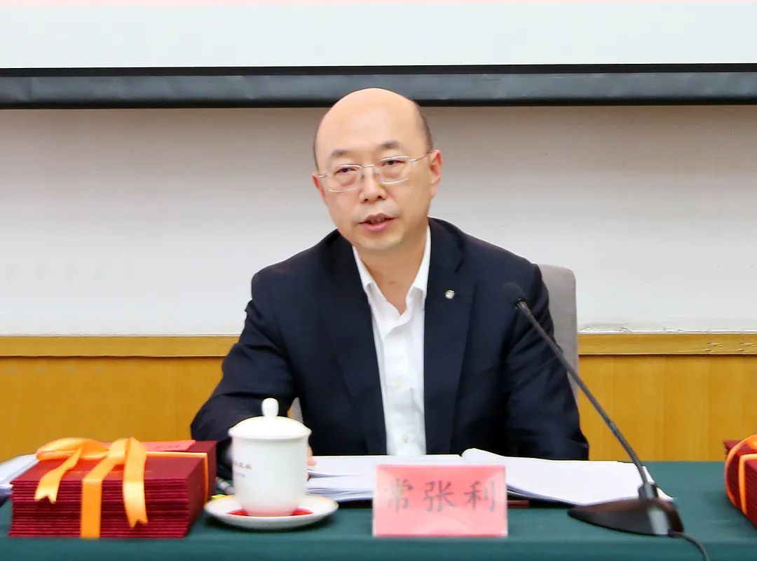 		尊龙凯时集团第十五期中青年干部培训班圆满结业_企业培训_尊龙凯时集团有限公司	