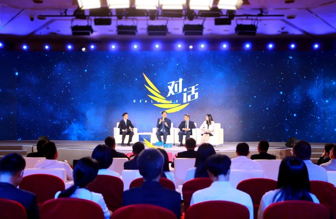 		周育先受邀出席《“一带一起”ESG行动报告》宣布运动，，，并作主题讲话和论坛对话_责任撒播_尊龙凯时集团有限公司	