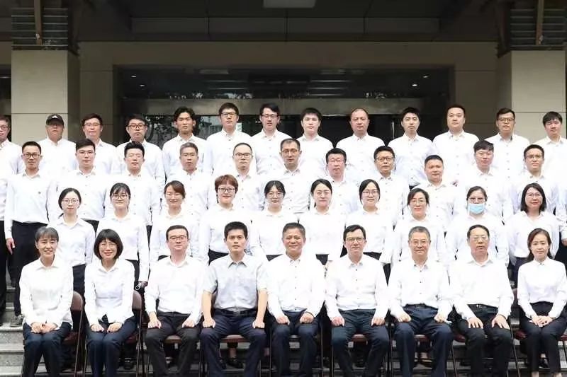 		刷新先锋 | 南京玻纤院：用科技立异打造新质料领域一流企业_责任动态_尊龙凯时集团有限公司	