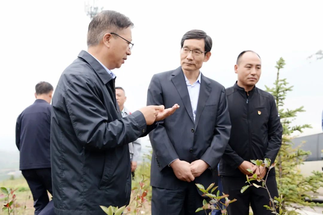 		周育先赴宁夏泾源县调研定点帮扶事情_企业公民_尊龙凯时集团有限公司	