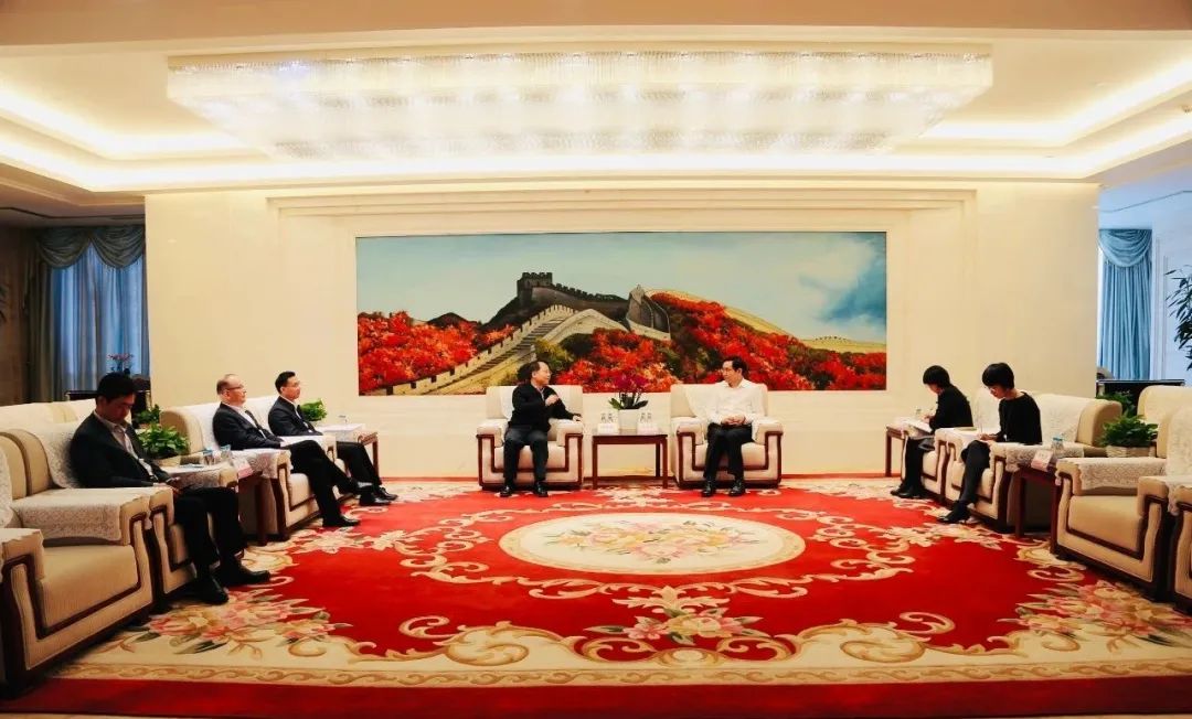 		周育先会见台州市委书记李跃旗一行_尊龙凯时要闻_尊龙凯时集团有限公司	