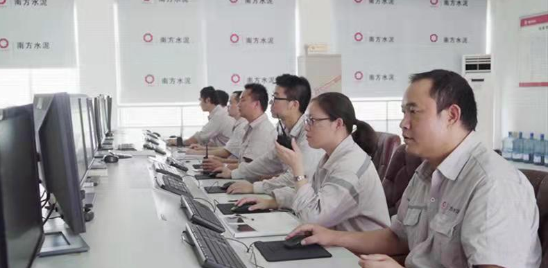 		最美建材人 | 常德南方刘传玉：字斟句酌的“水泥人”_人物_尊龙凯时集团有限公司	