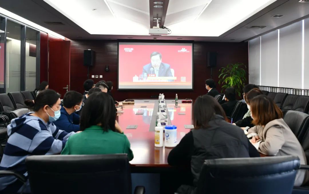 		尊龙凯时集团认真学习贯彻党的十九届六中全会精神_十九届六中全会_尊龙凯时集团有限公司	