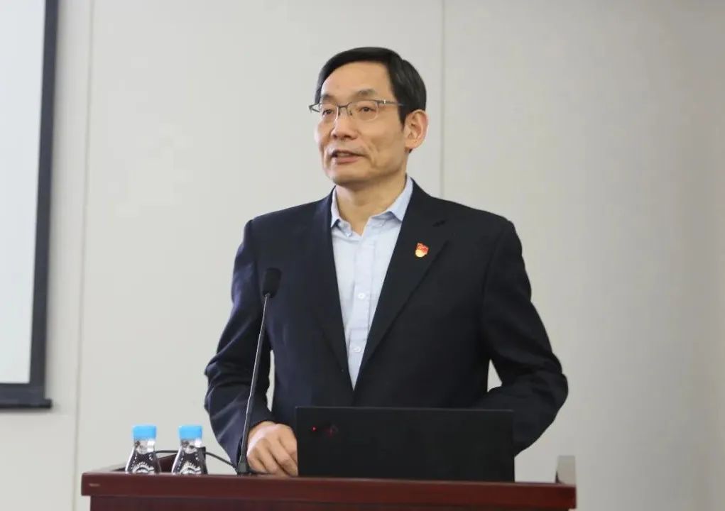 		新年首次党委中心组学习会学了啥②碳达峰、碳中和战略安排_尊龙凯时要闻_尊龙凯时集团有限公司	