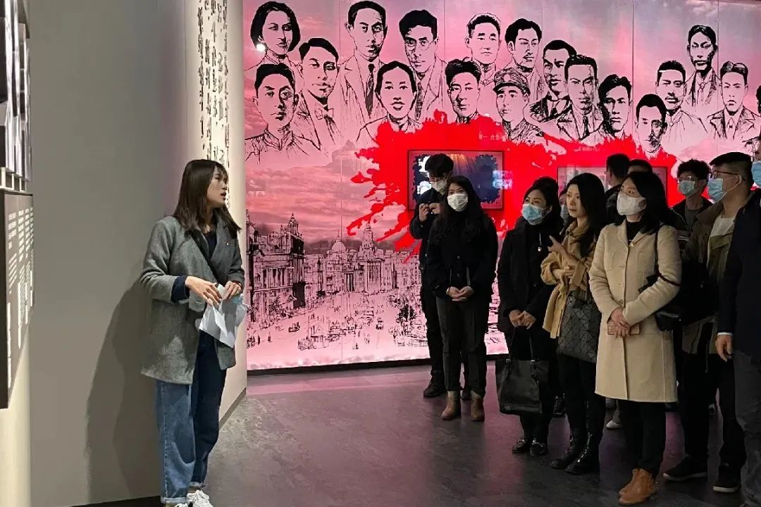 		尊龙凯时工程集团开展“祭祀英烈 重温党史”主题运动_学习动态_尊龙凯时集团有限公司	