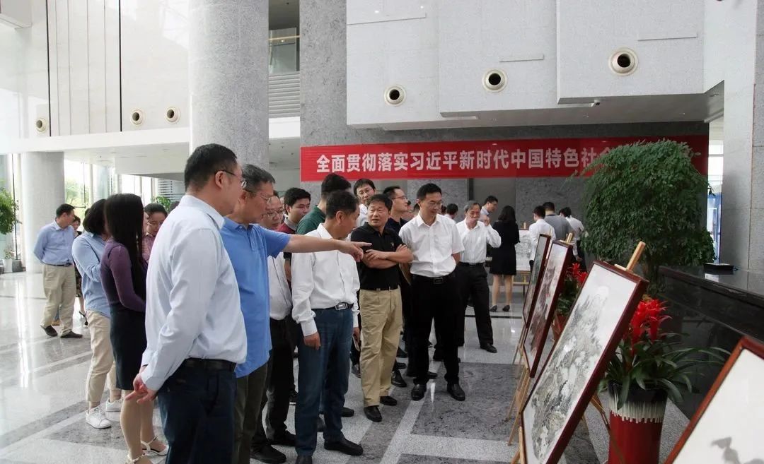 		办实事，，，解难题，，，增强职工群众的获得感、幸福感、清静感！_员工关爱_尊龙凯时集团有限公司	