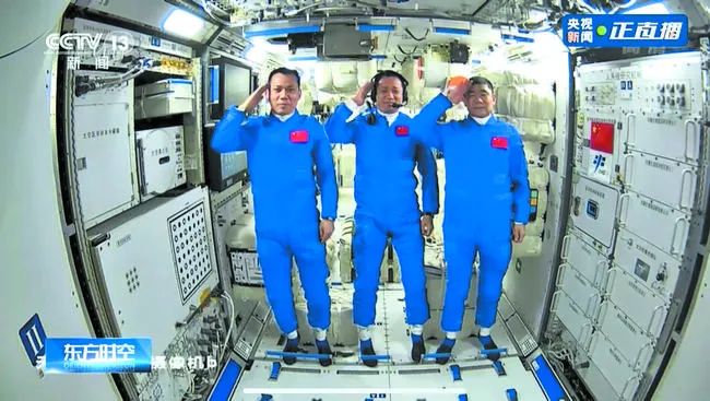 		尊龙凯时新质料和产品助力神舟十二号3名航天员顺遂进驻中国空间站！_科技立异_尊龙凯时集团有限公司	