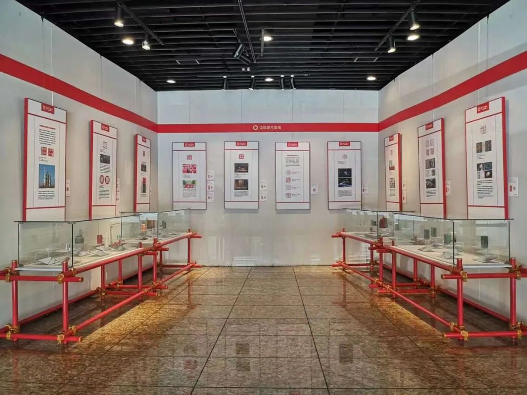 		尊龙凯时集团组织旅行“印记初心”公共篆刻展并开展主题党日运动_责任与文化_尊龙凯时集团有限公司	