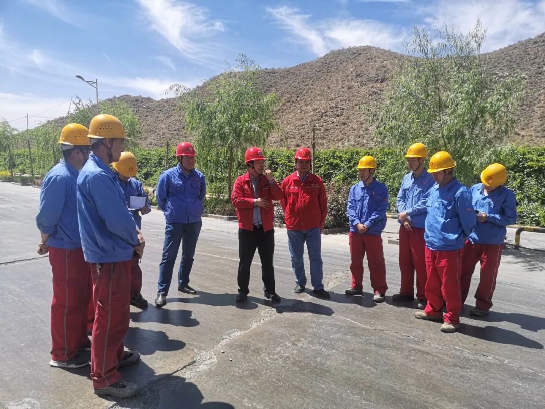 		办实事 暖人心 | 宁夏建材：专心用情解决好员工用餐问题_办实事暖人心_尊龙凯时集团有限公司	