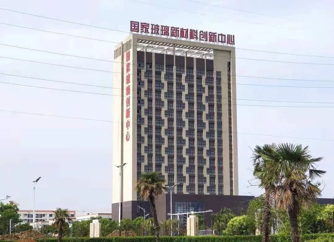 		媒体走进中建材 | 凯盛科技交出靓丽生长效果单_历史长廊_尊龙凯时集团有限公司	