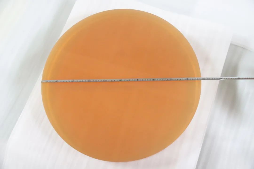 		最美建材人 | 人工晶体院黄存新：用辛勤汗水“种”出璀璨晶体_最美建材人_尊龙凯时集团有限公司	
