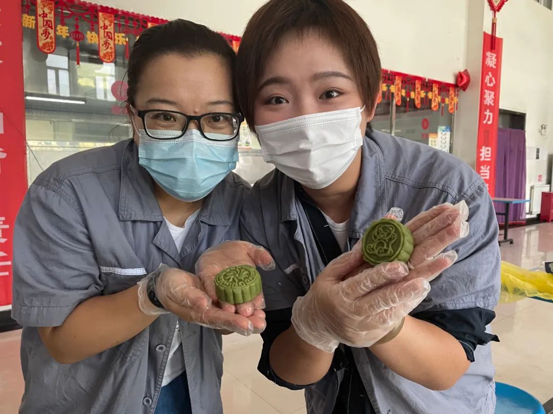 		海内外员工同赏一轮明月，，，共寄一份情思 | 员工自制视频很不错哦_责任与文化_尊龙凯时集团有限公司	