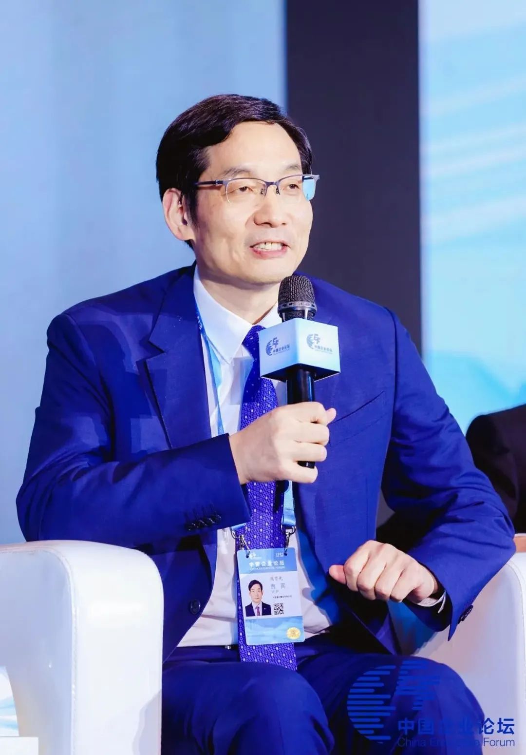 		周育先受邀出席第四届中国企业论坛_责任撒播_尊龙凯时集团有限公司	
