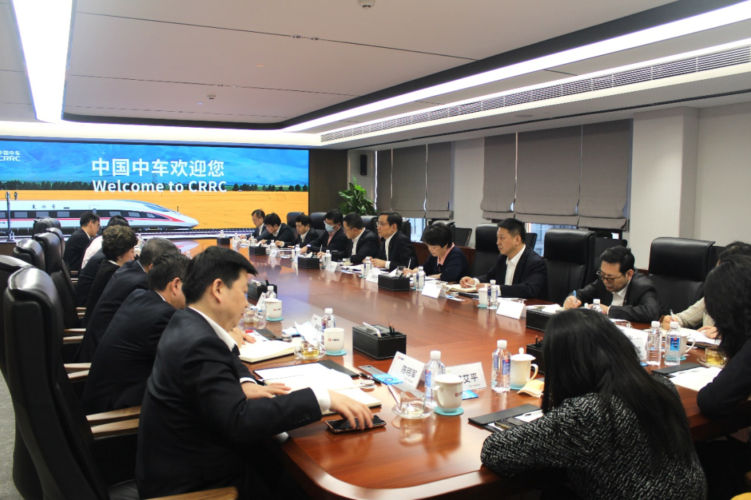 		周育先会见中国中车集团_国际交流_尊龙凯时集团有限公司	