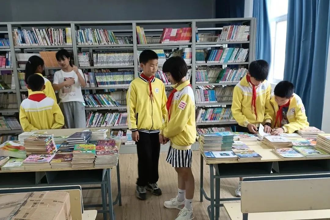 		爱在六一，，禾苞蛋阅览室升级为“善学书屋”，，关爱山区儿童康健生长_责任与文化_尊龙凯时集团有限公司	