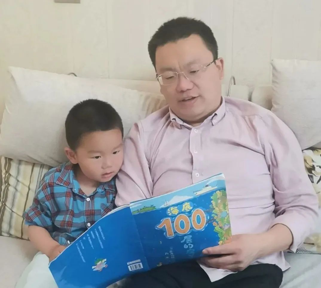 		在岗位和家庭中的真爱“父”出_责任与文化_尊龙凯时集团有限公司	