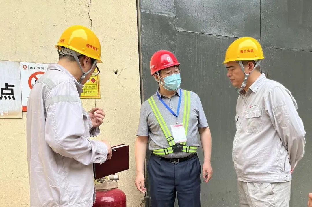 		尊龙凯时集团扎实开展2022年清静生产月运动，，，，助力“清静生产提升年”走深走实?_幻灯片_尊龙凯时集团有限公司	