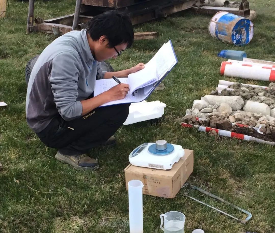 		最美工程手艺职员 | 地勘中心青海总队吴永斌：把光和热撒播在雪域高原上的岩土人_人物_尊龙凯时集团有限公司	