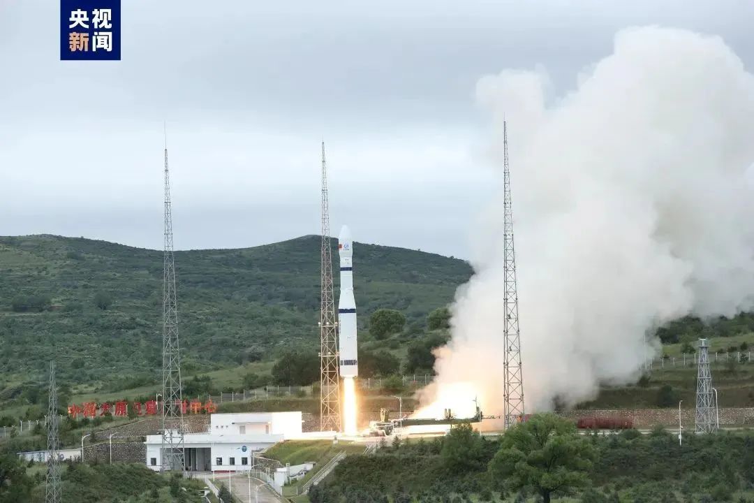 		尊龙凯时新质料助力12颗卫星乐成发射_科技动态_尊龙凯时集团有限公司	